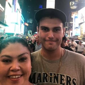 Meet your Posher, Lena